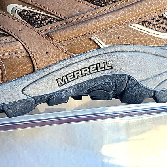 Merrell Moab 2 Mid Waterproof Hiking Shoe - Kids/Youth size 4.5 - Picture 3 of 12